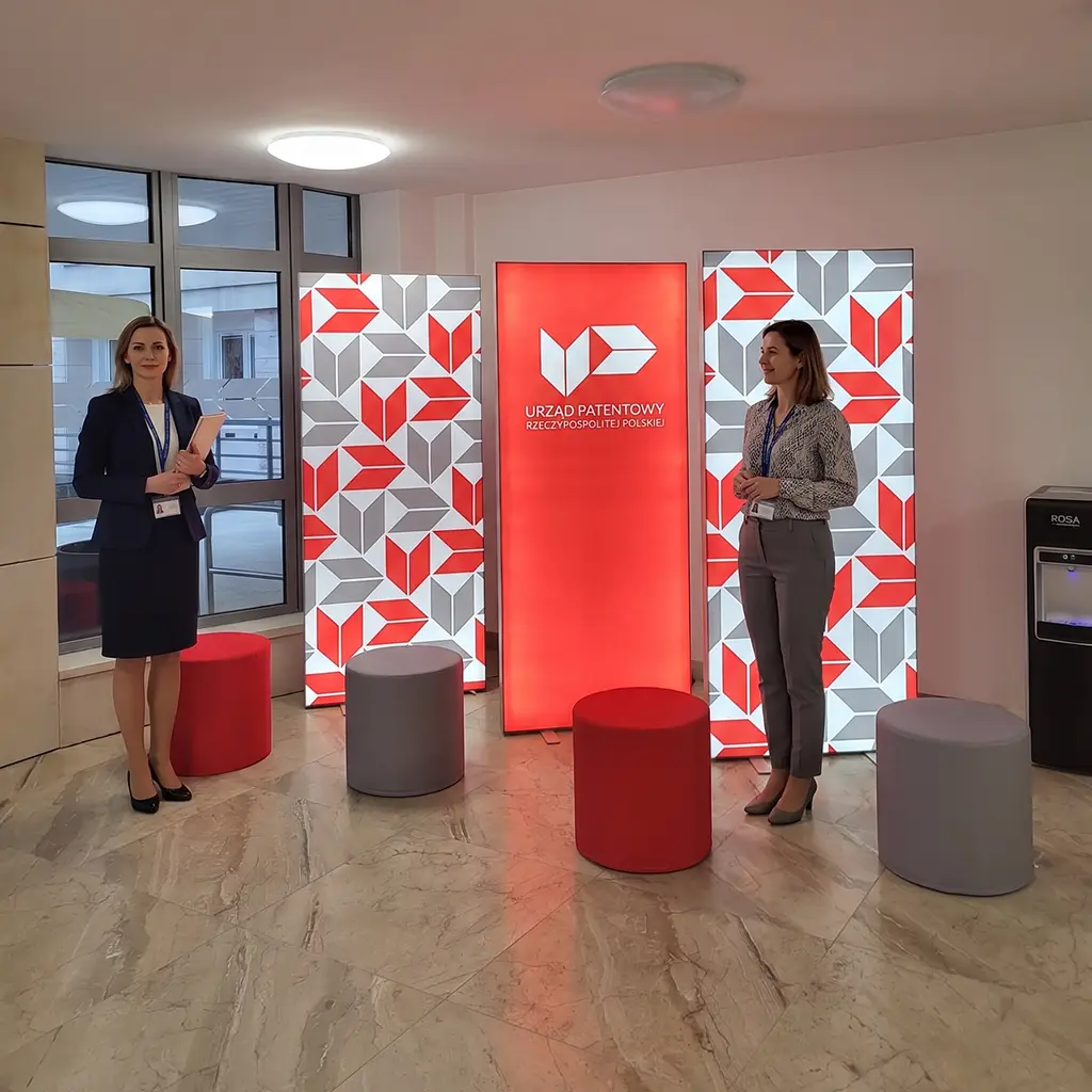 Kaseton reklamowy POP JUMP 100x225 – realizacja [DO UZUPEŁNIENIA]